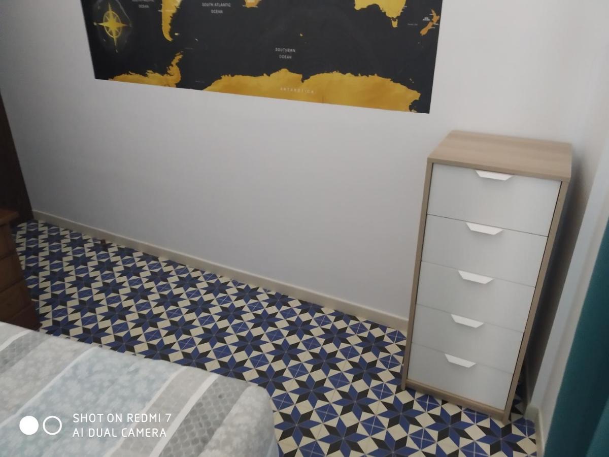 Alojamiento Alora Castillo Arabe Y Museo Екстериор снимка